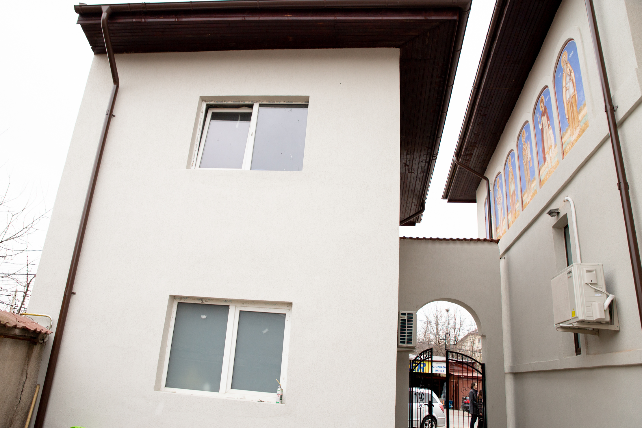 images-3